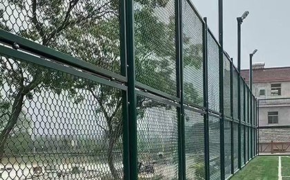 體育場圍網 临西县地址LGW4T电话8D