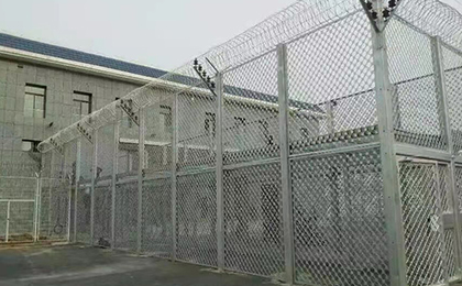 監獄隔離網